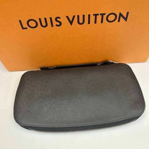 💎✨BEAUTIFUL✨💎Auth Louis Vuitton Taiga Organizer Long Wallet - Picture 3 of 16